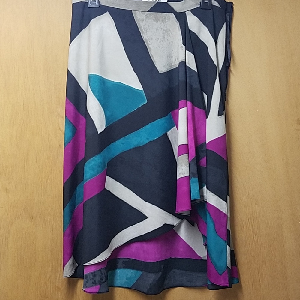 DkNYC high-low style skrt, sz 8